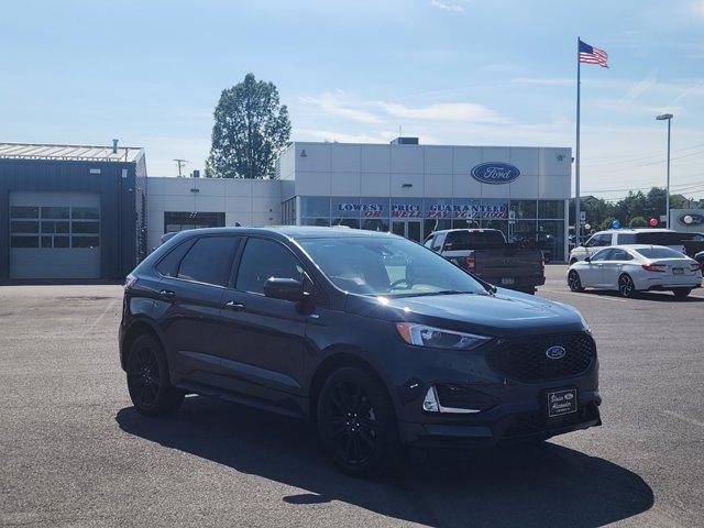 new 2024 Ford Edge car, priced at $39,994