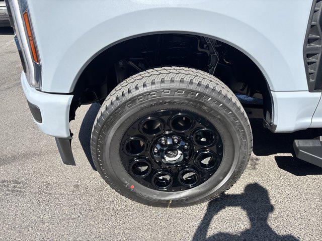 new 2025 Ford F-250 car, priced at $84,675