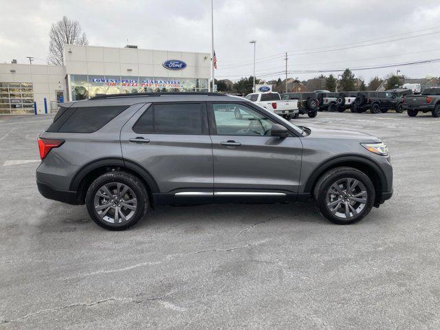 new 2025 Ford Explorer car, priced at $44,586