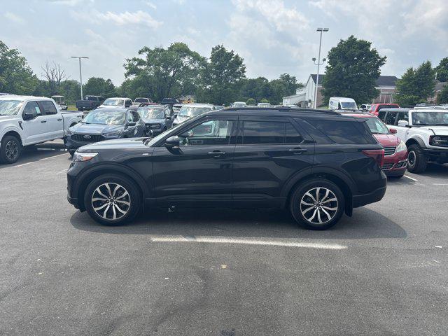 used 2024 Ford Explorer car, priced at $42,900