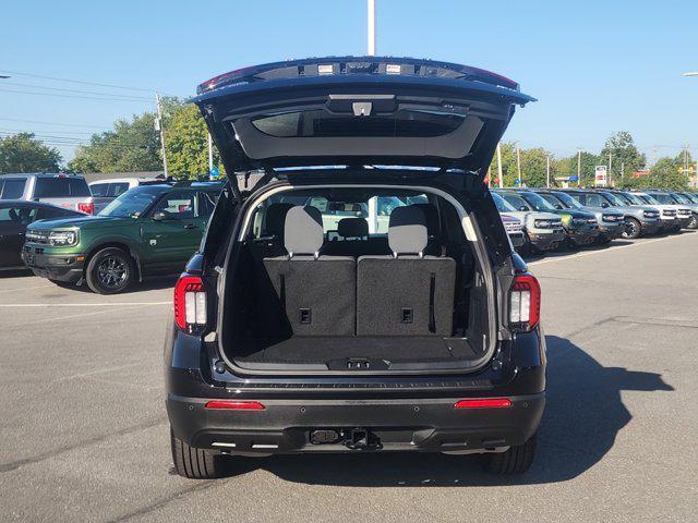 new 2025 Ford Explorer car, priced at $38,419