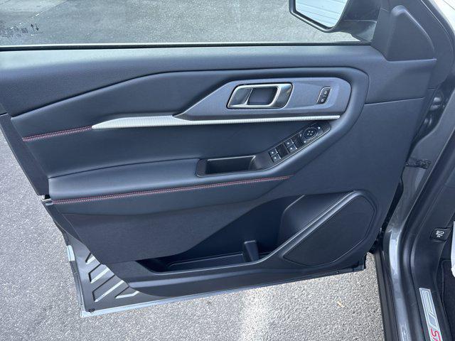 new 2025 Ford Explorer car, priced at $44,254