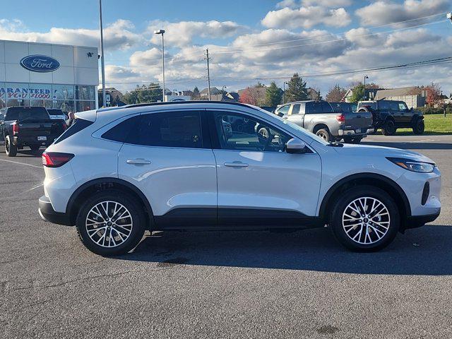 new 2025 Ford Escape car, priced at $41,456