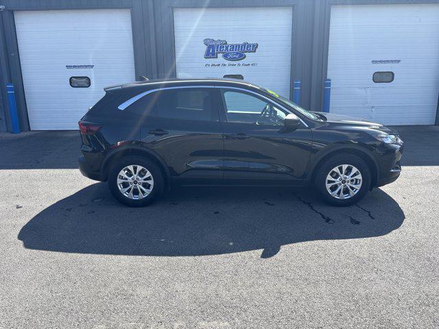 used 2024 Ford Escape car, priced at $27,500
