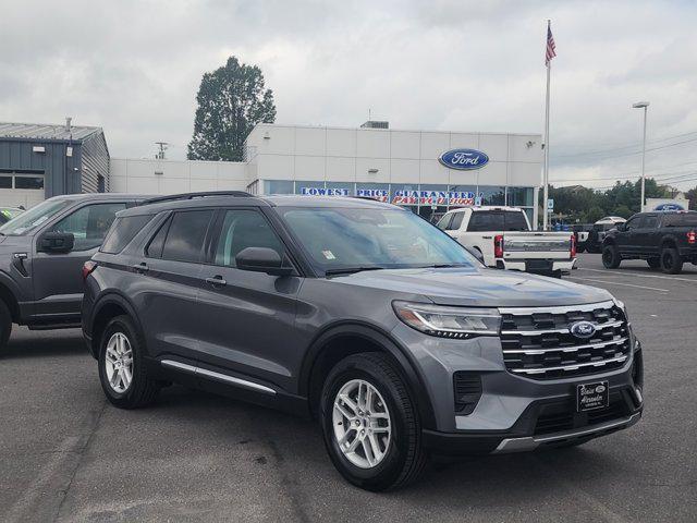 new 2025 Ford Explorer car, priced at $39,919