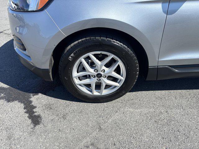 used 2024 Ford Edge car, priced at $27,900