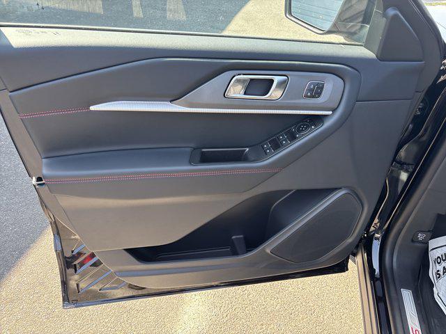 new 2025 Ford Explorer car, priced at $47,843