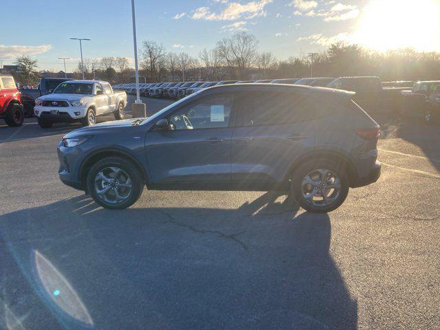 new 2025 Ford Escape car, priced at $32,521