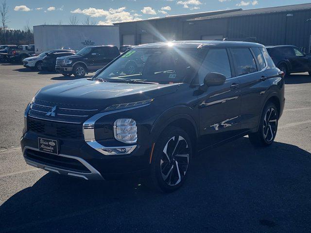 used 2023 Mitsubishi Outlander car