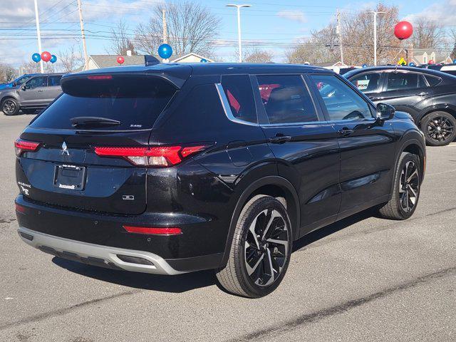 used 2023 Mitsubishi Outlander car