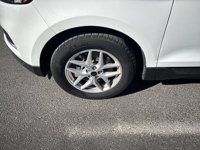 used 2024 Ford Edge car, priced at $23,500