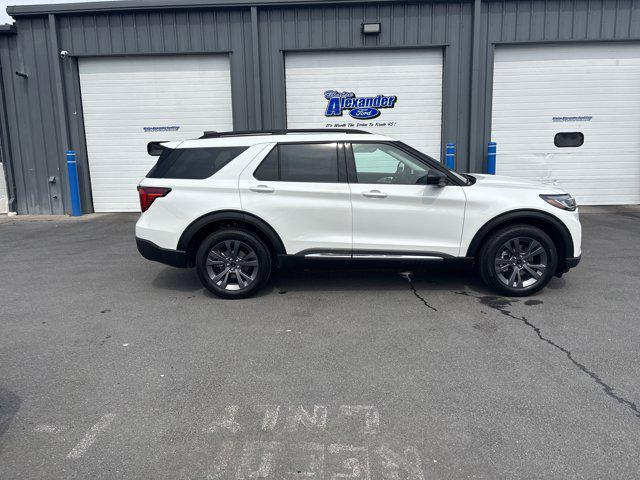 new 2025 Ford Explorer car, priced at $47,106