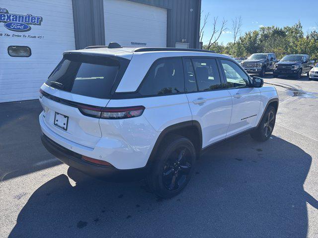 used 2023 Jeep Grand Cherokee car, priced at $30,900