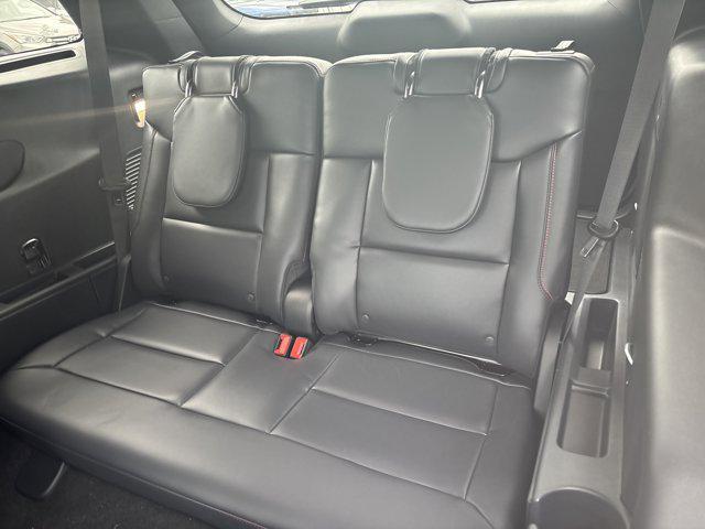 new 2025 Ford Explorer car, priced at $48,575