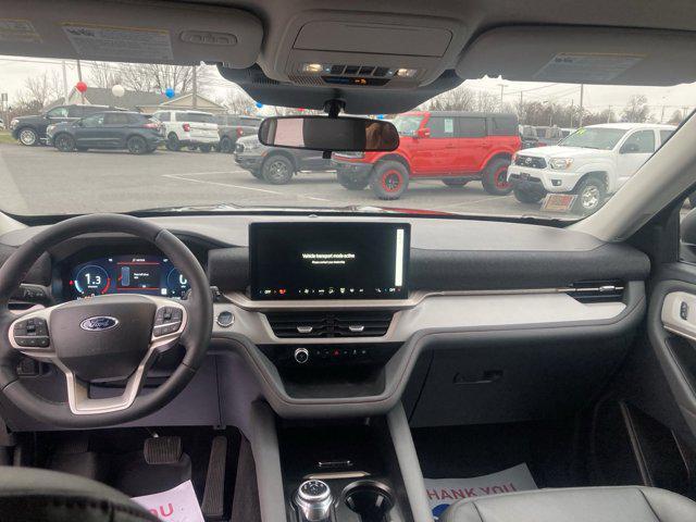 new 2025 Ford Explorer car, priced at $44,586