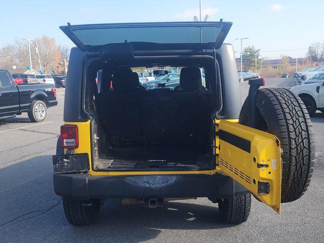 used 2015 Jeep Wrangler Unlimited car, priced at $21,900