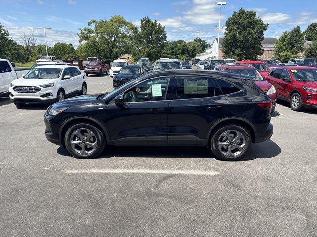 new 2025 Ford Escape car, priced at $32,998