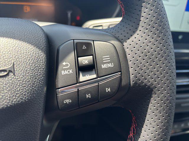 new 2025 Ford Escape car, priced at $32,998