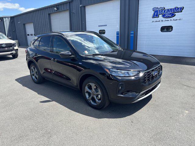 new 2025 Ford Escape car, priced at $32,998