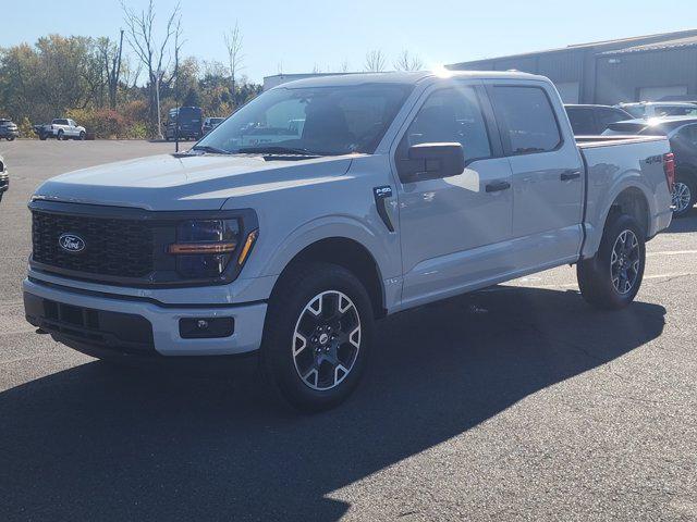 new 2024 Ford F-150 car, priced at $45,423