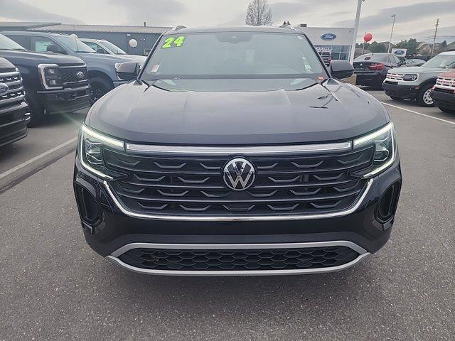 used 2024 Volkswagen Atlas Cross Sport car, priced at $35,500