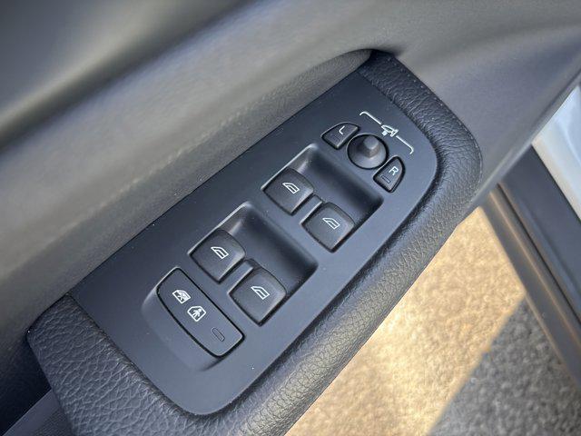 used 2022 Volvo V60 Cross Country car, priced at $34,900