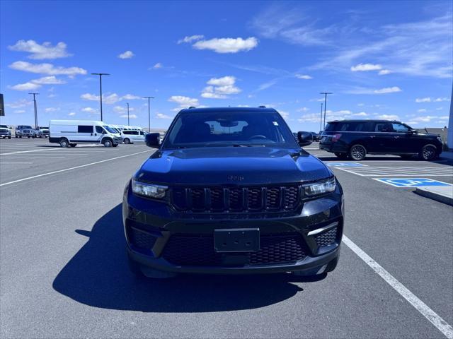 used 2023 Jeep Grand Cherokee car, priced at $40,478