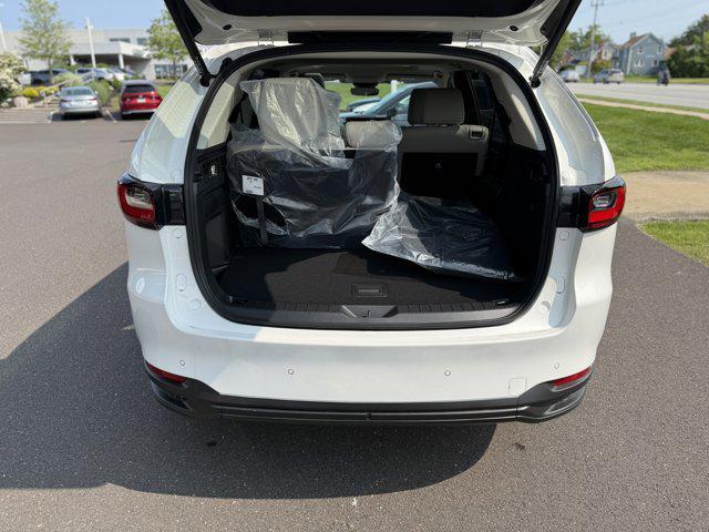 new 2025 Mazda CX-90 car, priced at $43,195