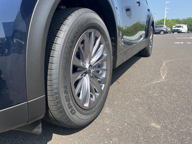 new 2025 Mazda CX-90 car, priced at $39,800