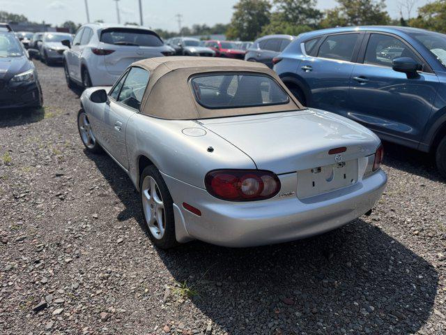 used 2001 Mazda MX-5 Miata car, priced at $11,950
