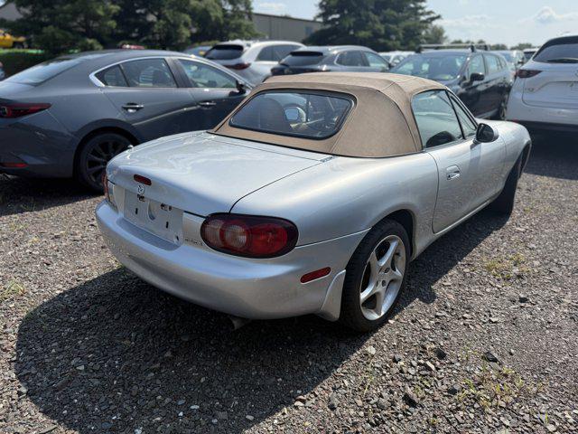 used 2001 Mazda MX-5 Miata car, priced at $11,950