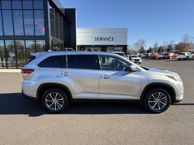 used 2019 Toyota Highlander car, priced at $26,950