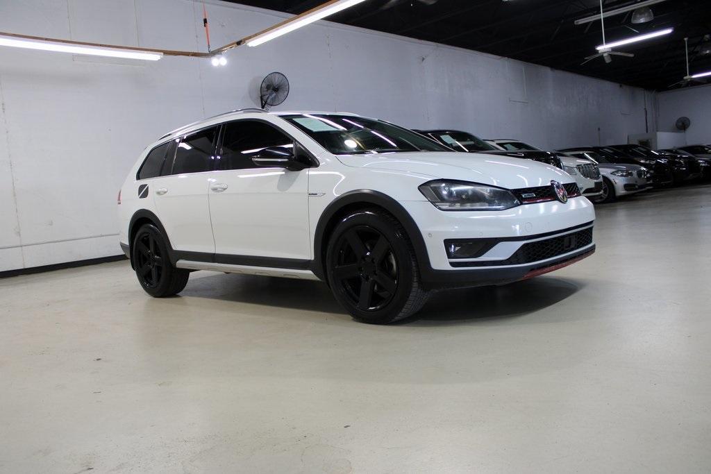 used 2017 Volkswagen Golf Alltrack car, priced at $13,792