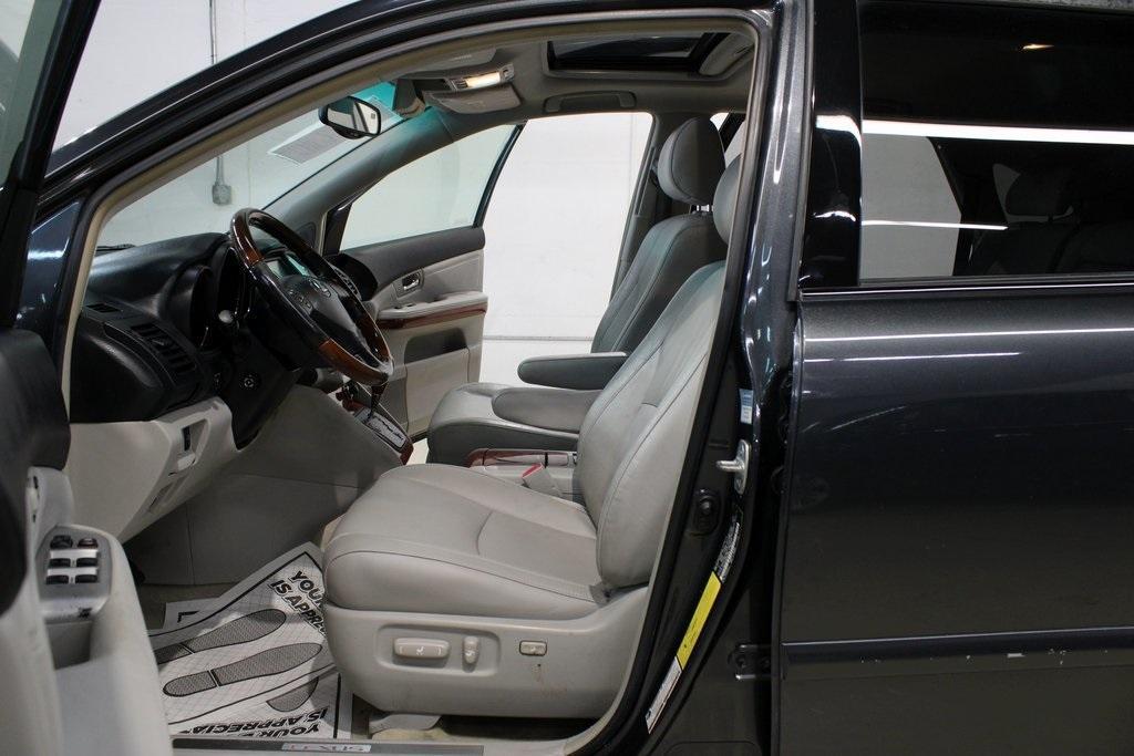 used 2005 Lexus RX 330 car, priced at $4,495