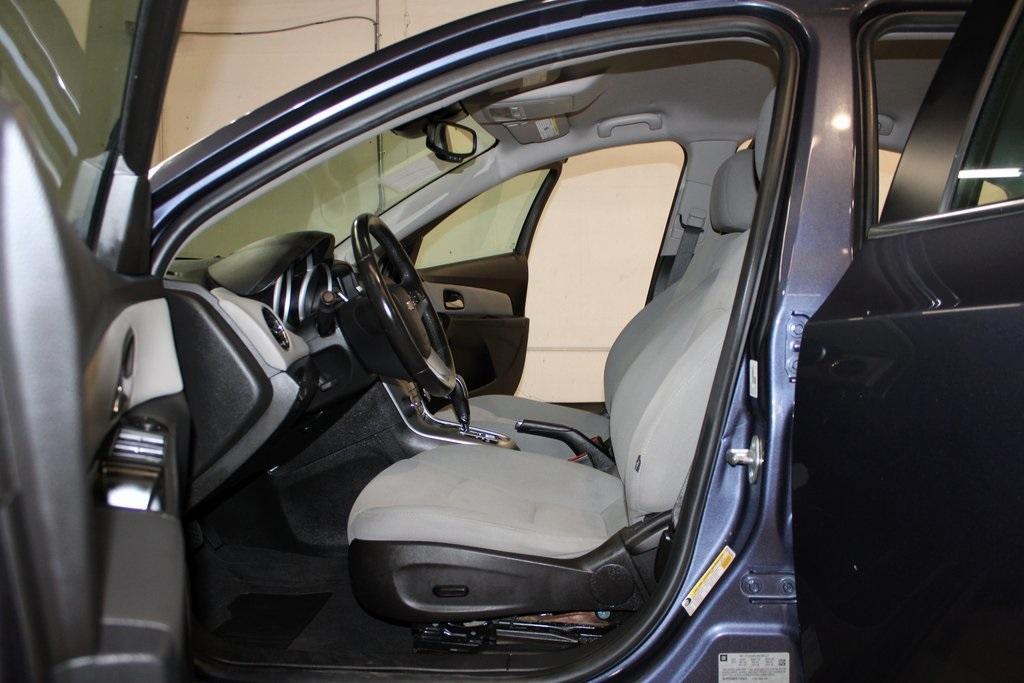 used 2014 Chevrolet Cruze car, priced at $8,950