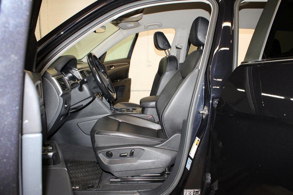 used 2021 Volkswagen Atlas car, priced at $15,950