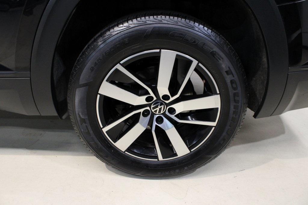 used 2021 Volkswagen Atlas car, priced at $15,950