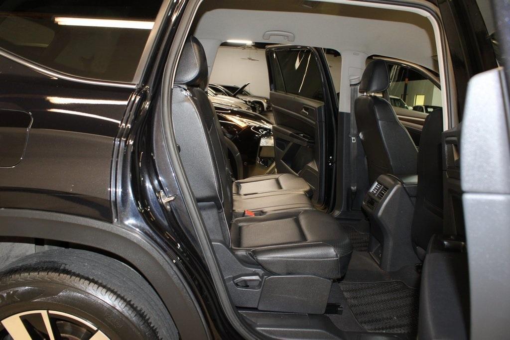 used 2021 Volkswagen Atlas car, priced at $15,950