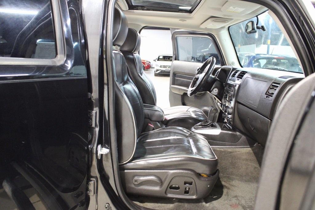 used 2008 Hummer H3 car, priced at $7,950