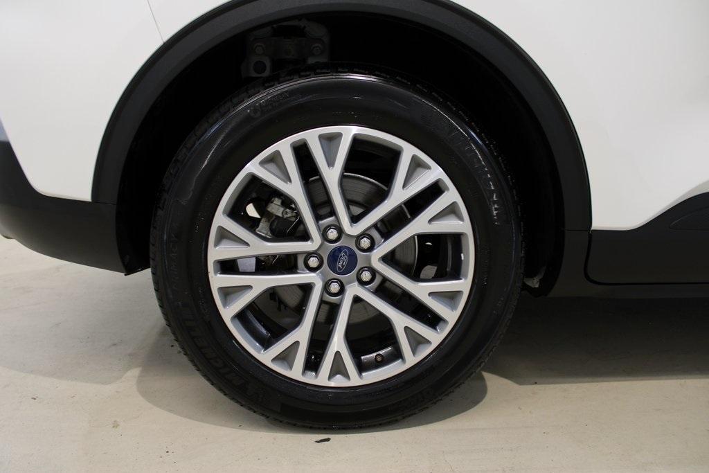 used 2022 Ford Escape car, priced at $13,950