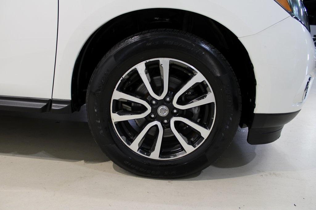 used 2015 Nissan Pathfinder car, priced at $8,950