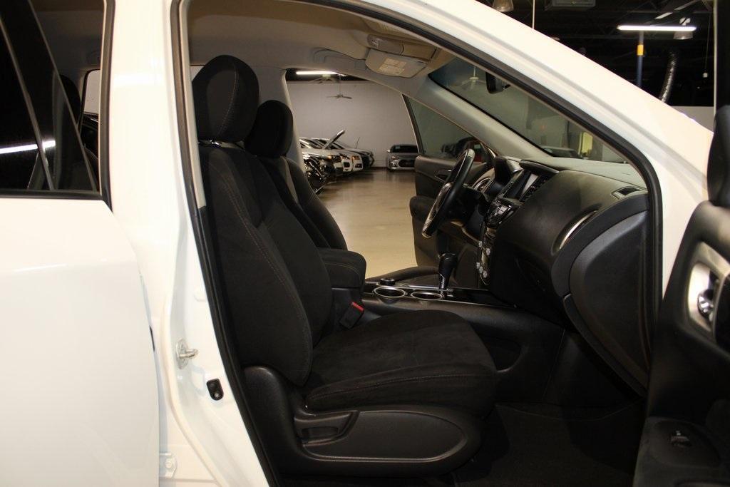 used 2015 Nissan Pathfinder car, priced at $8,950