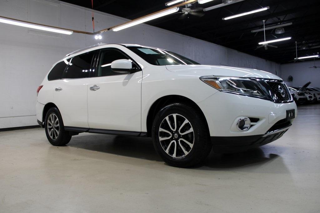 used 2015 Nissan Pathfinder car, priced at $8,950