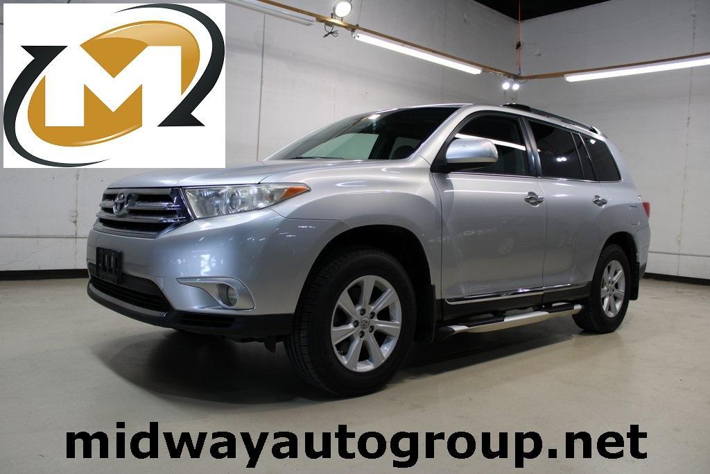 used 2012 Toyota Highlander car, priced at $10,550