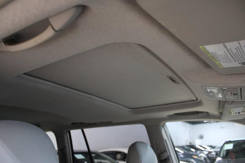 used 2012 Toyota Highlander car, priced at $10,550