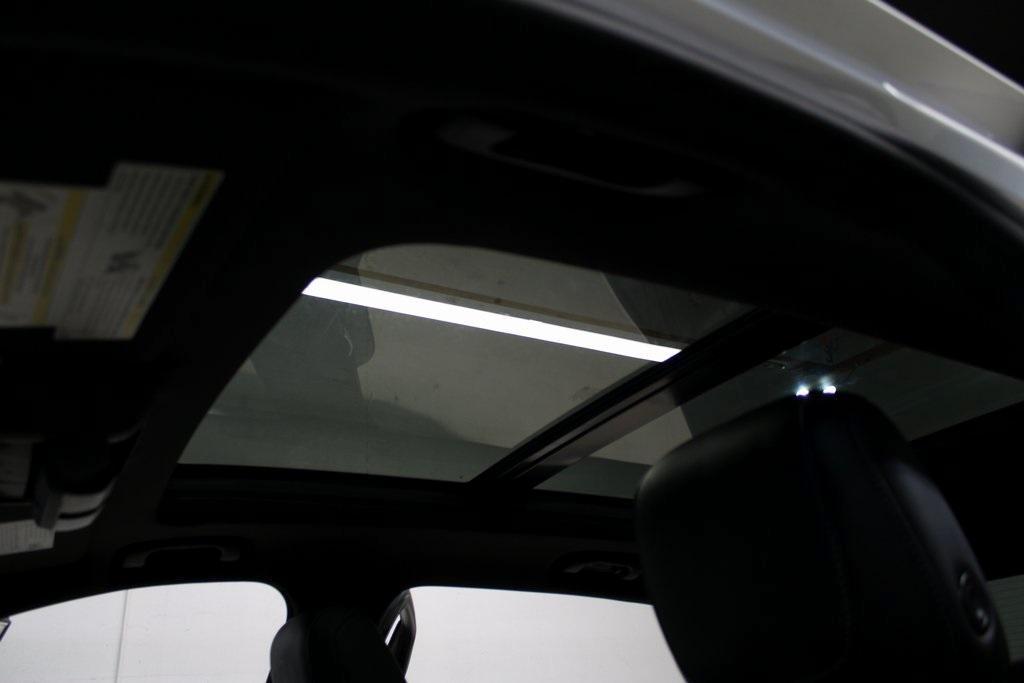 used 2021 Cadillac XT4 car, priced at $14,950