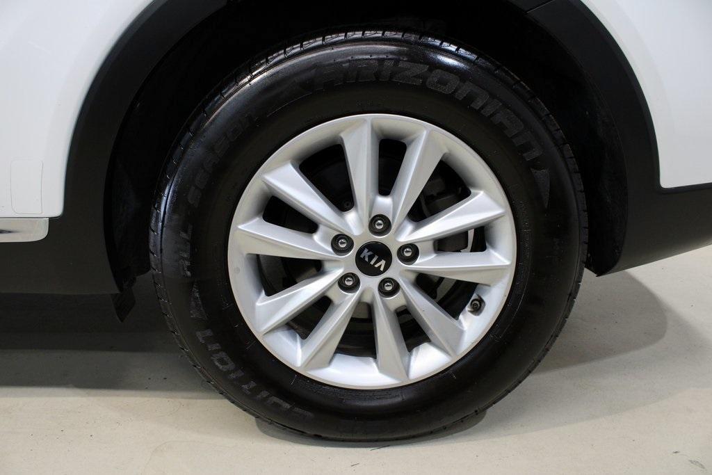 used 2020 Kia Sorento car, priced at $11,595