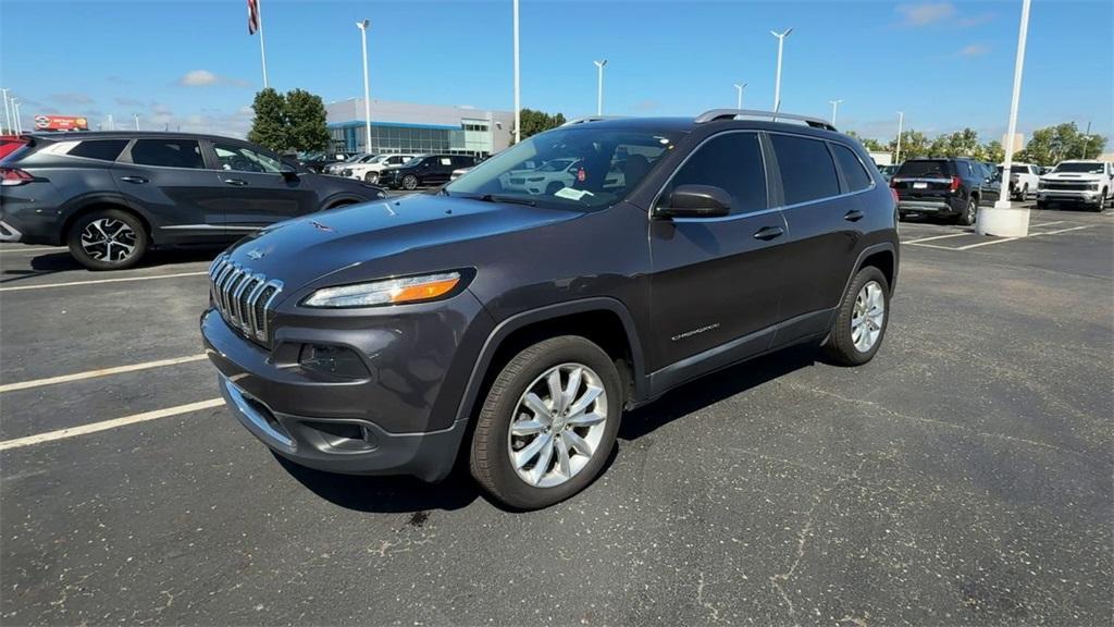 used 2017 Jeep Cherokee car, priced at $12,990