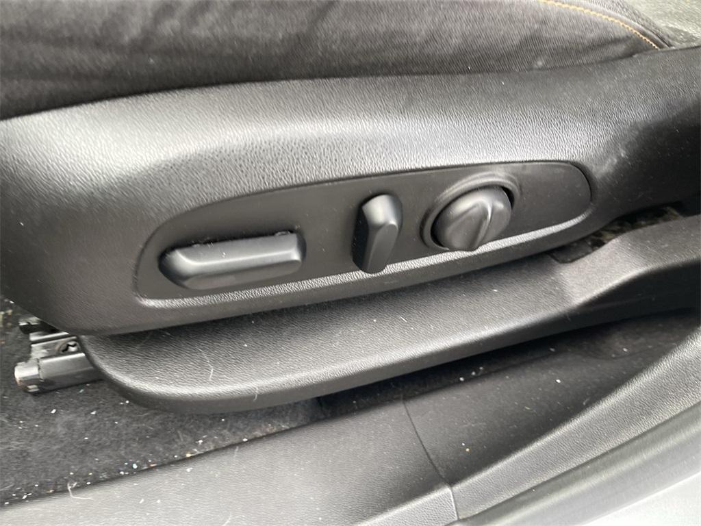 used 2019 Chevrolet Equinox car, priced at $19,890