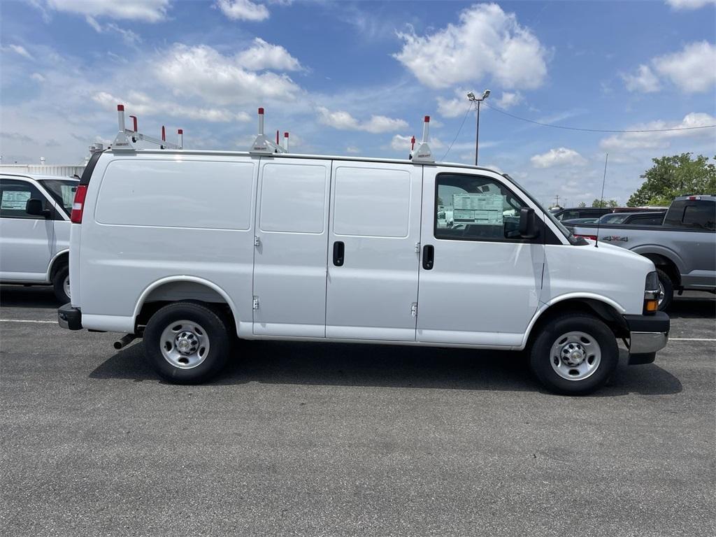 new 2025 Chevrolet Express 2500 car